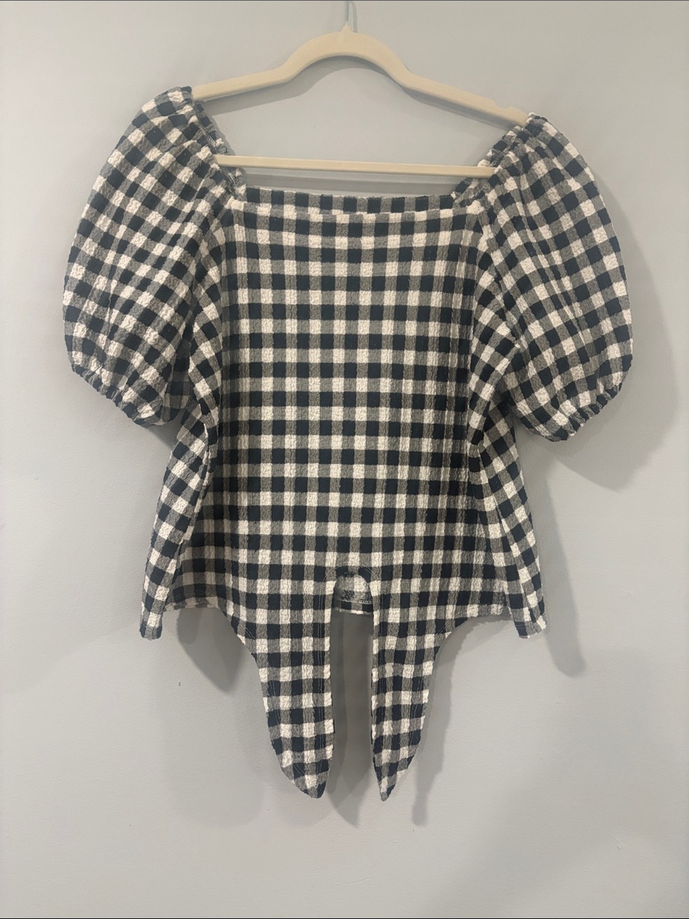 LOFT GINGHAM Black and White PUFF SLEEVES SQUARE NECK TOP WITH FRONT TIE SIZE /M